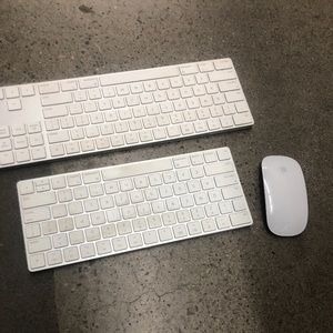 Apple keyboard and mice